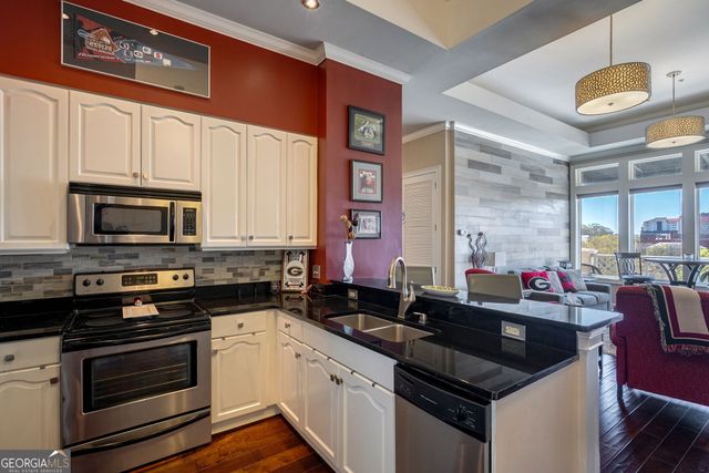 755 E Broad Street 903, Athens, GA 30601