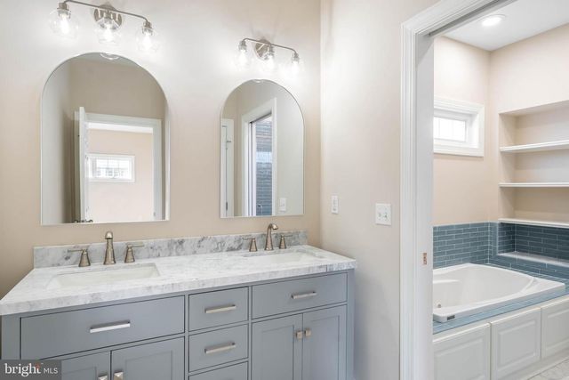 14 MULBERRY ST, Georgetown, DE 19947