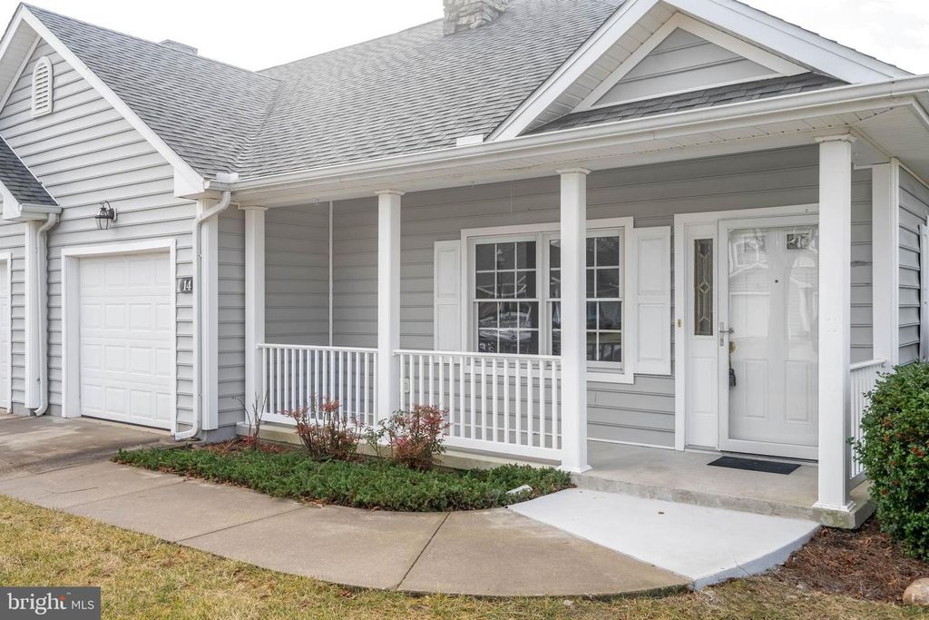 14 MULBERRY ST, Georgetown, DE 19947