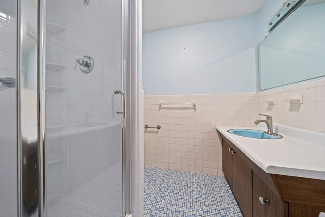 34 Birchcroft Rd, Canton, MA 02021