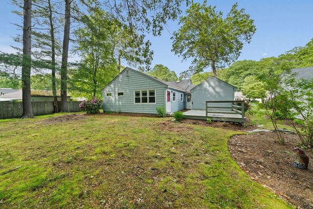 34 Birchcroft Rd, Canton, MA 02021
