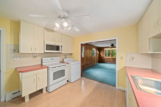 34 Birchcroft Rd, Canton, MA 02021