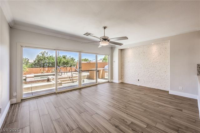 800 Royal Elm Lane, Las Vegas, NV 89144
