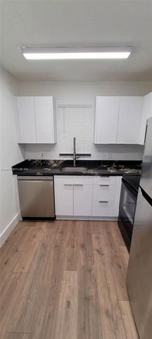 4165 SW 67th Ave 112B, Davie, FL 33314