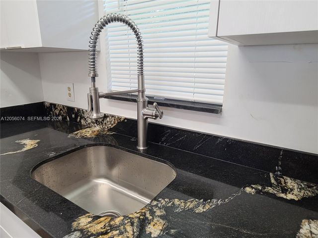 4165 SW 67th Ave 112B, Davie, FL 33314