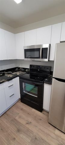 4165 SW 67th Ave 112B, Davie, FL 33314