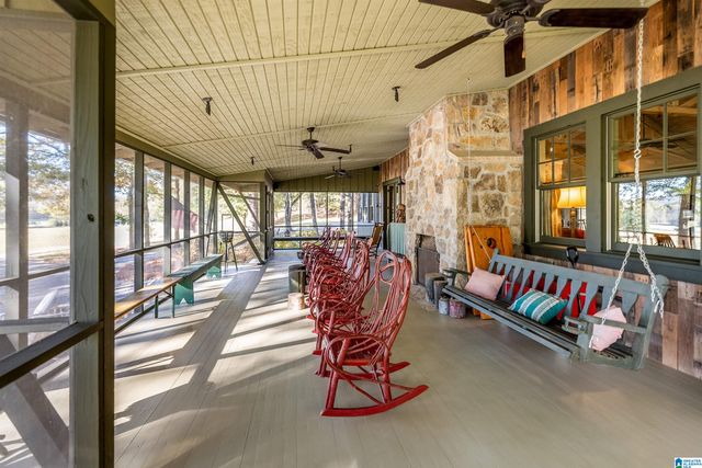 575 GUINNS COVE LANE, Hayden, AL 35079