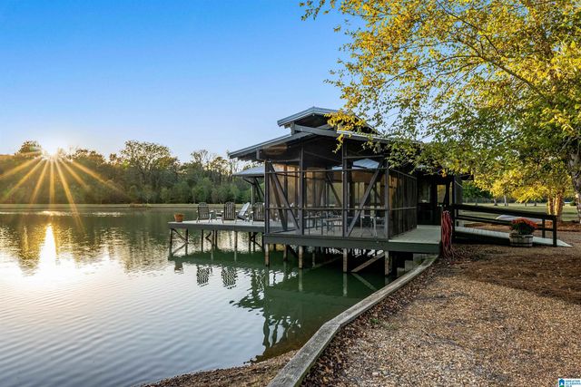 575 GUINNS COVE LANE, Hayden, AL 35079