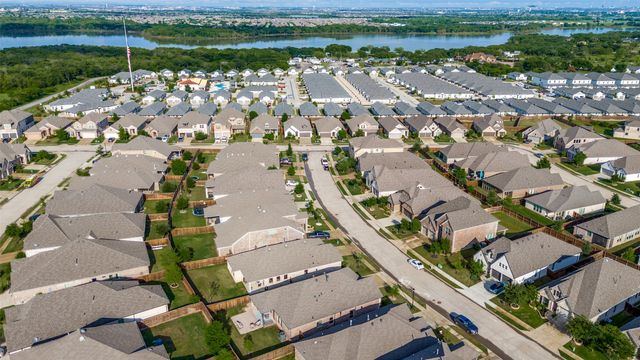 9525 Blue Stem Lane, Little Elm, TX 75068