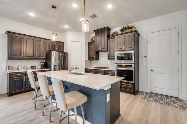 9525 Blue Stem Lane, Little Elm, TX 75068