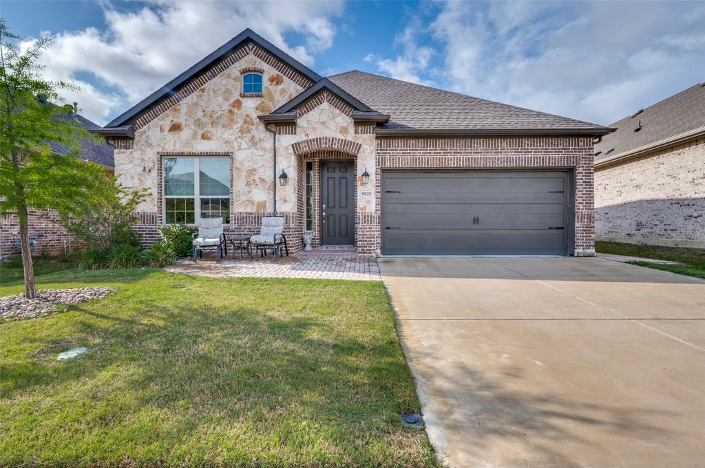 9525 Blue Stem Lane, Little Elm, TX 75068