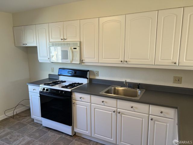 442 Bright Street, San Francisco, CA 94132