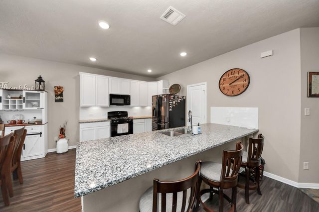 127 Worley Way, Huntsville, TX 77320