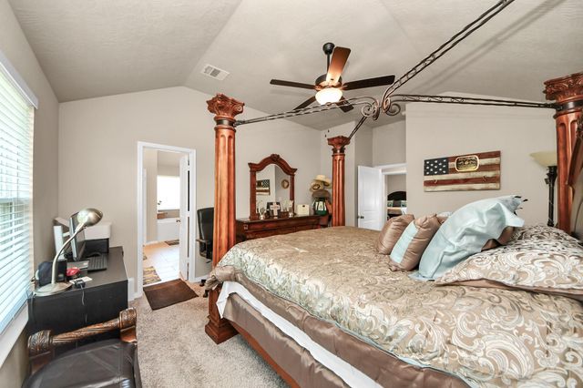 127 Worley Way, Huntsville, TX 77320