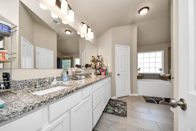 127 Worley Way, Huntsville, TX 77320