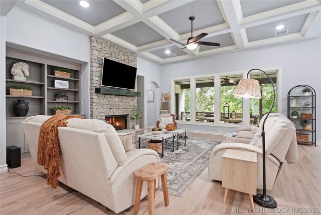 28333 E 71st Place S, Broken Arrow, OK 74014