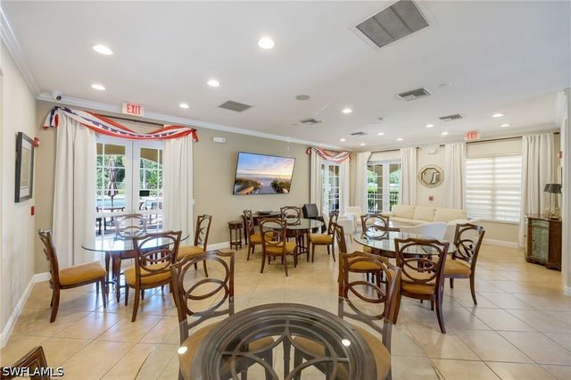 7747 Martino CIR, Naples, FL 34112
