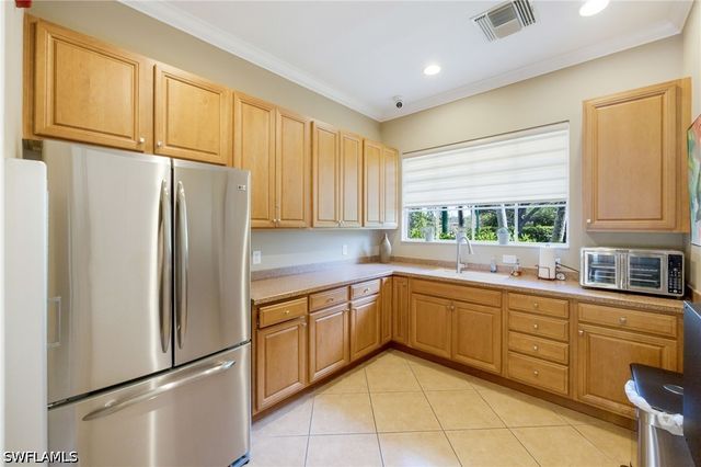 7747 Martino CIR, Naples, FL 34112