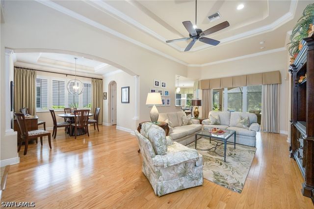 7747 Martino CIR, Naples, FL 34112