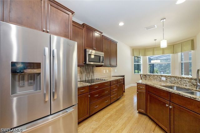 7747 Martino CIR, Naples, FL 34112