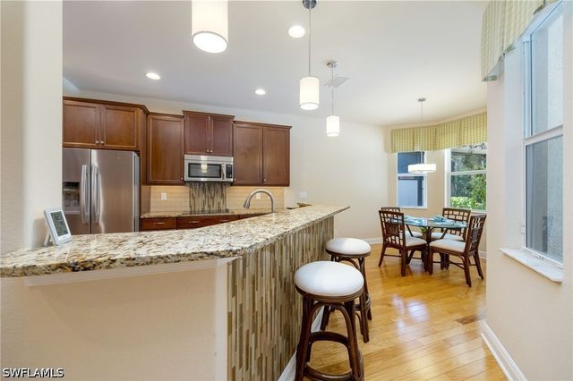 7747 Martino CIR, Naples, FL 34112