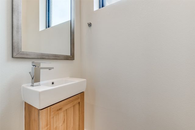 5609 Live Oak Street 105, Dallas, TX 75206