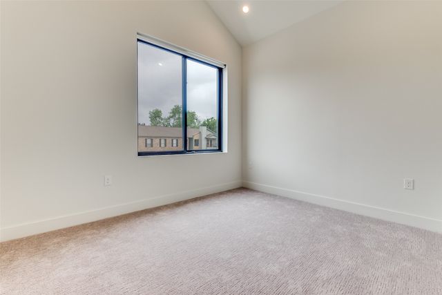 5609 Live Oak Street 105, Dallas, TX 75206