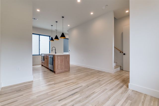 5609 Live Oak Street 105, Dallas, TX 75206