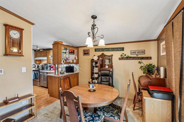 102 Lakeview Drive, Montezuma, IA 50171