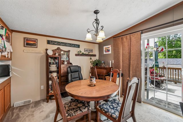102 Lakeview Drive, Montezuma, IA 50171