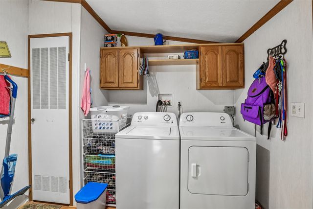 102 Lakeview Drive, Montezuma, IA 50171