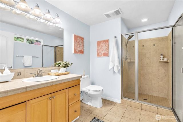 3417 77th Avenue SE, Mercer Island, WA 98040