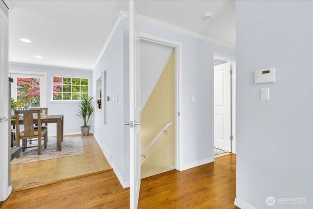 3417 77th Avenue SE, Mercer Island, WA 98040