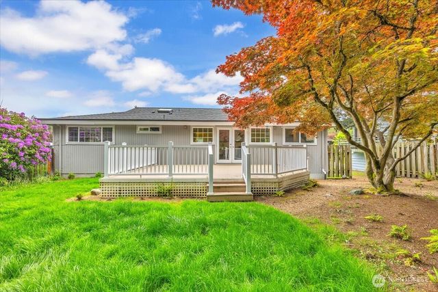3417 77th Avenue SE, Mercer Island, WA 98040