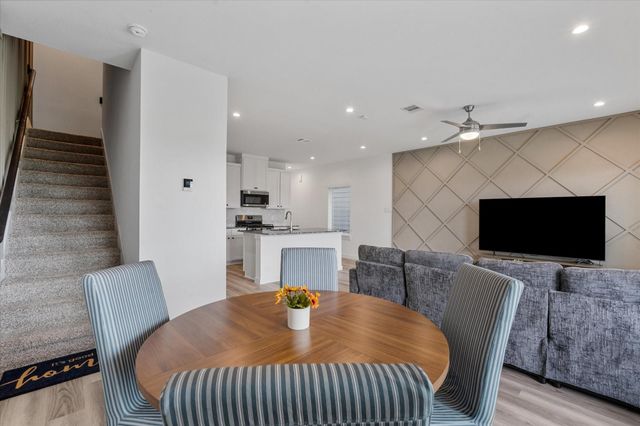 10116 Penryn Forest Lane, Houston, TX 77051