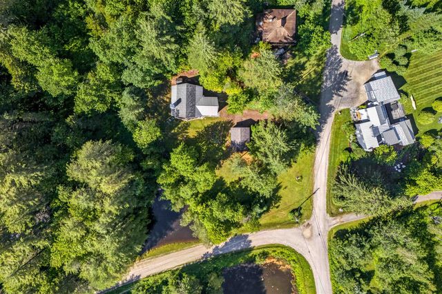 11 Stratton View Road, Winhall, VT 05340
