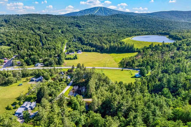 11 Stratton View Road, Winhall, VT 05340