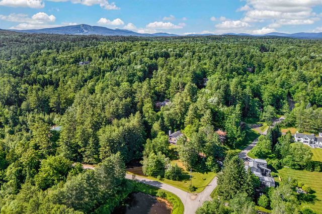 11 Stratton View Road, Winhall, VT 05340