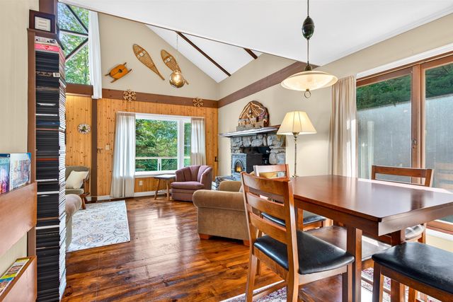 11 Stratton View Road, Winhall, VT 05340