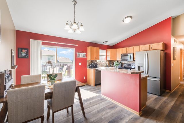 1208 Michael Street SE, Bondurant, IA 50035