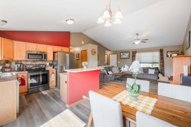 1208 Michael Street SE, Bondurant, IA 50035