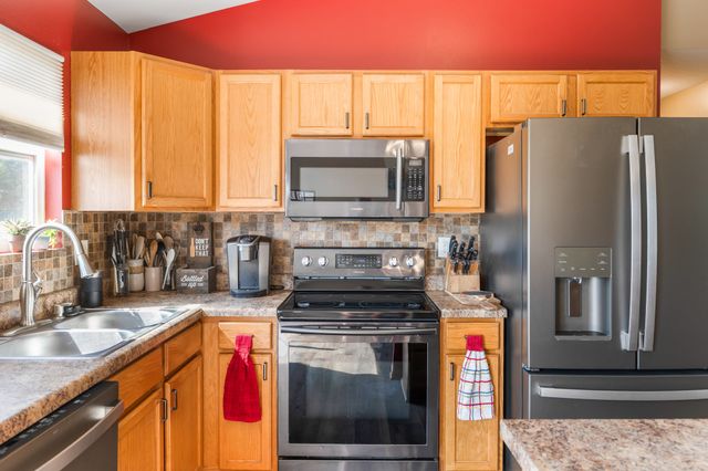 1208 Michael Street SE, Bondurant, IA 50035