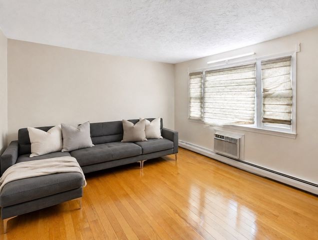 20 Washington Street 3-6, Easton, MA 02334