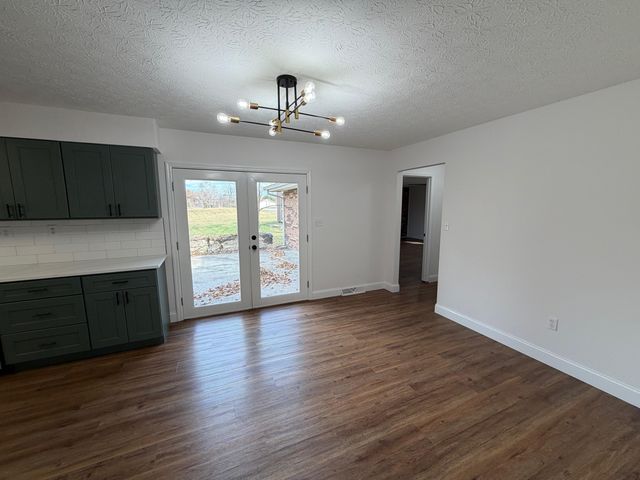 3183 N State Highway 1223, Corbin, KY 40701