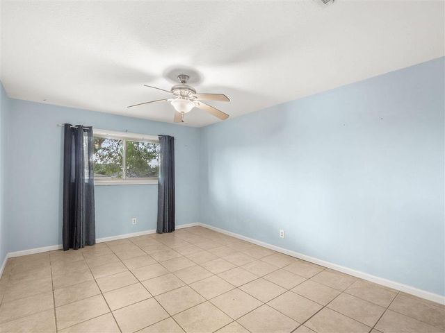 4315 PLEASANT DR., Lake Charles, LA 70605