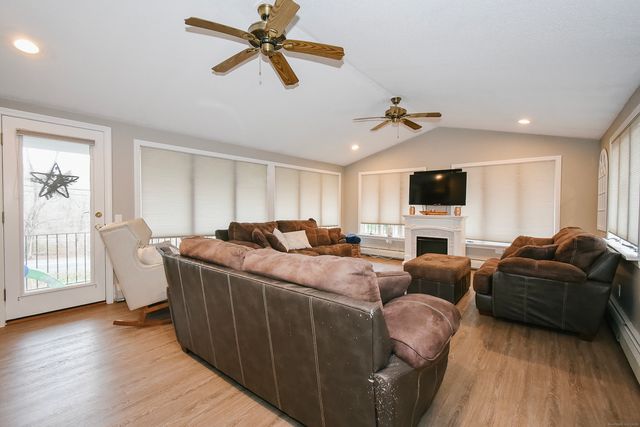 291 Hog Hill Road, East Hampton, CT 06424