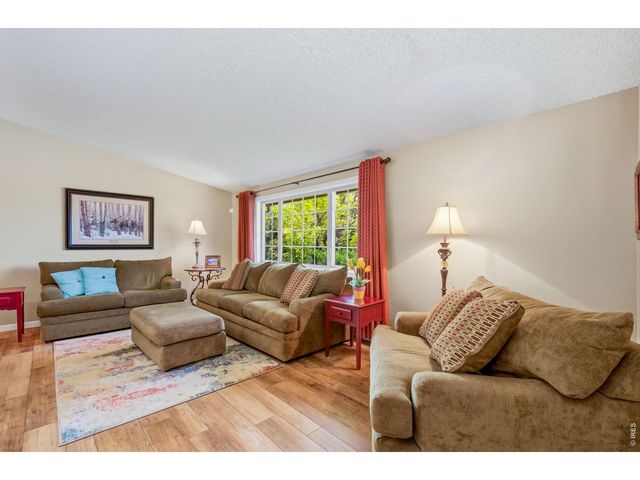 605 Jack Pine Pl, Loveland, CO 80538