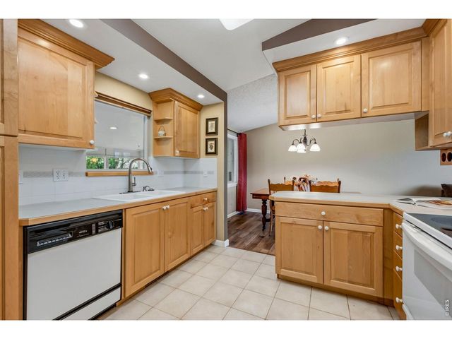 605 Jack Pine Pl, Loveland, CO 80538