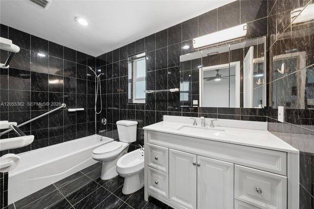 220 NW 130th Ave, Miami, FL 33182