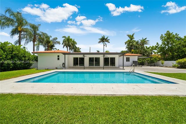 220 NW 130th Ave, Miami, FL 33182